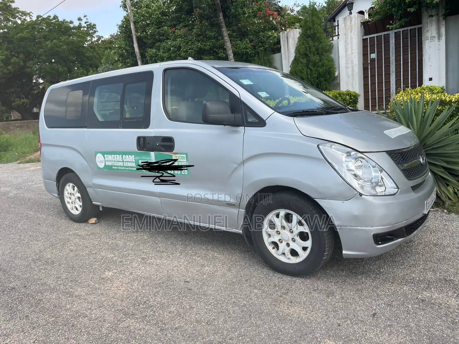 Hyundai H1 2015 Silver