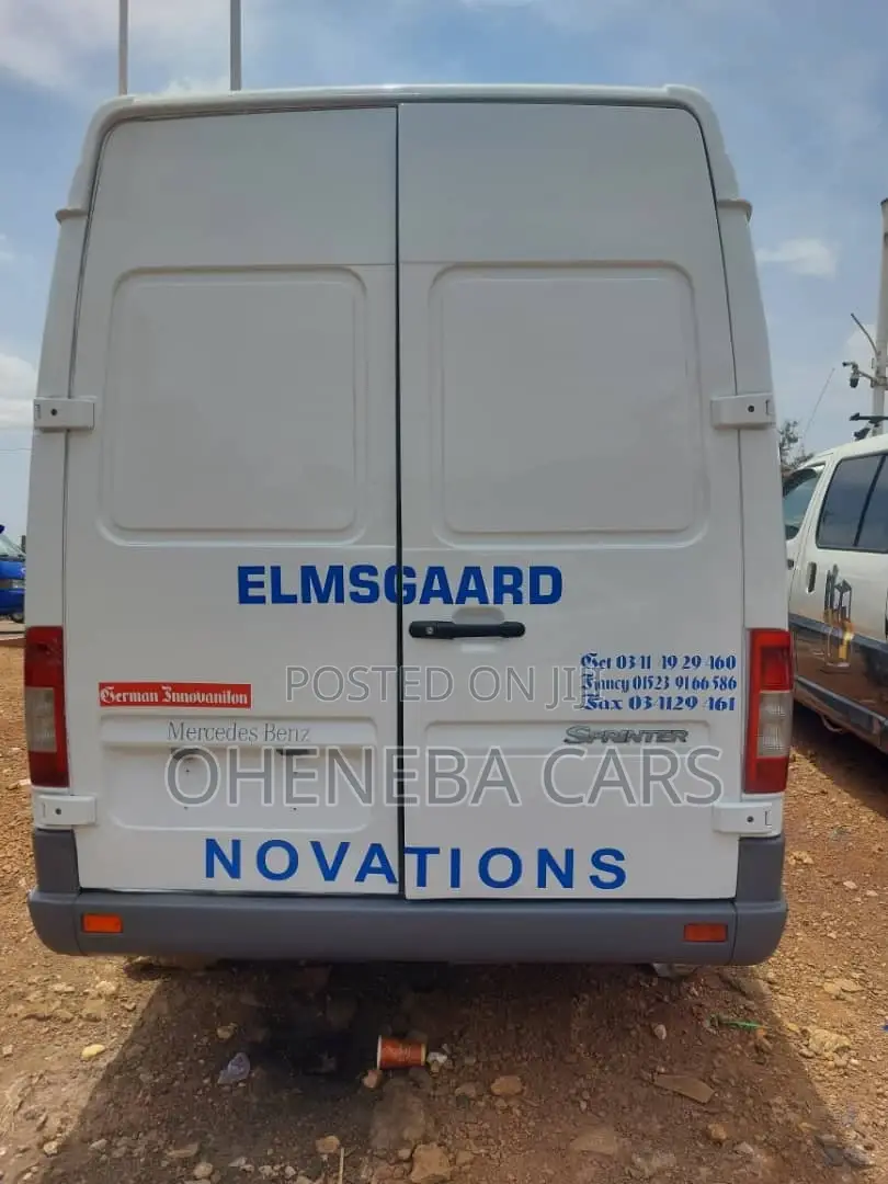 Mercedes-Benz Sprinter 2009 White
