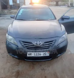 Toyota Camry 2010 Gray