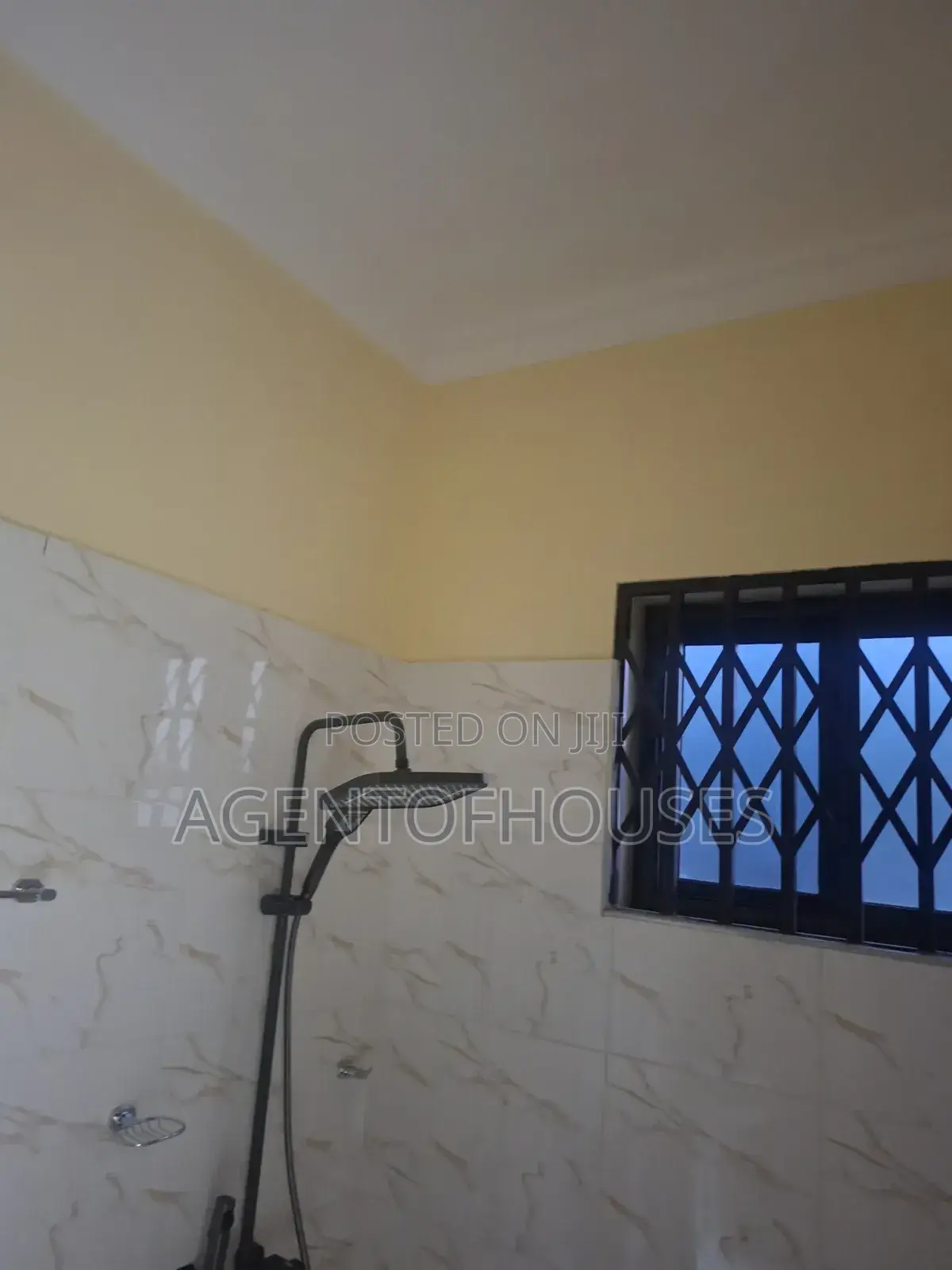 Furnished 2bdrm Apartment in Lchoozehomes, Abokobi for rent