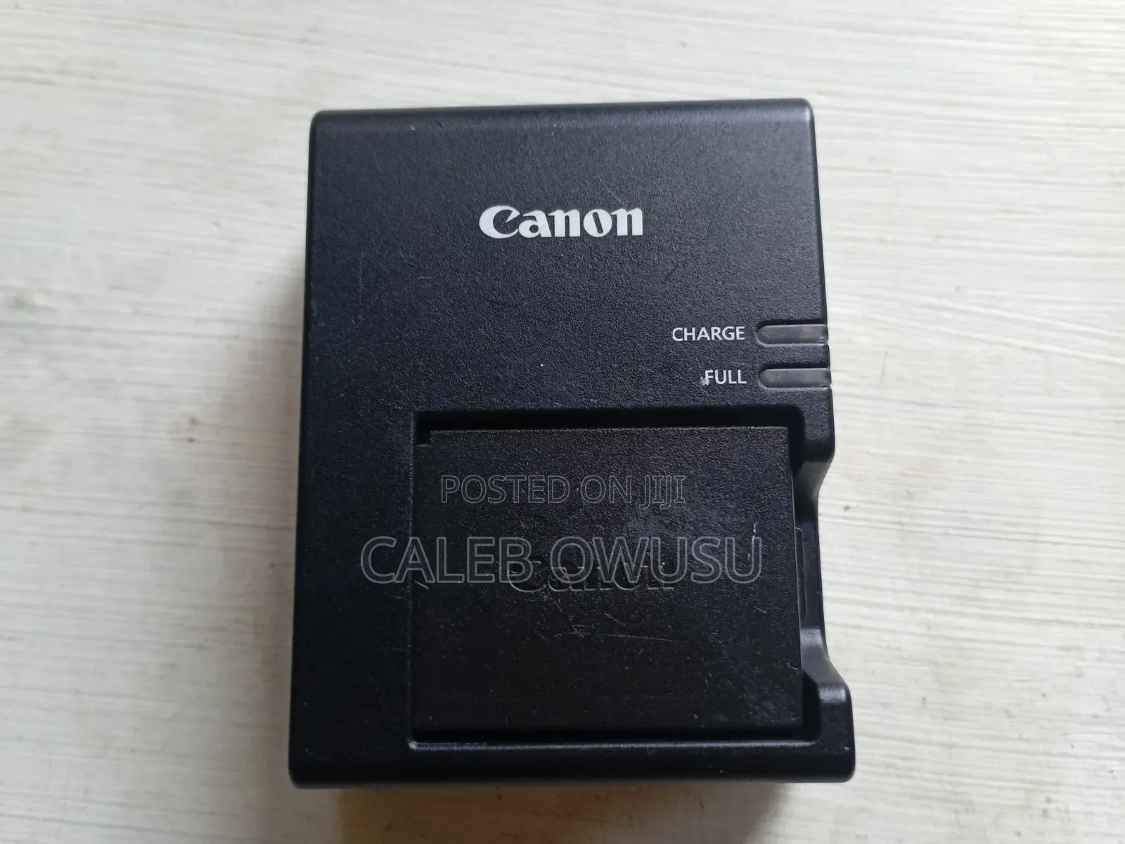 Canon Eos T3, Charger and It's Battery