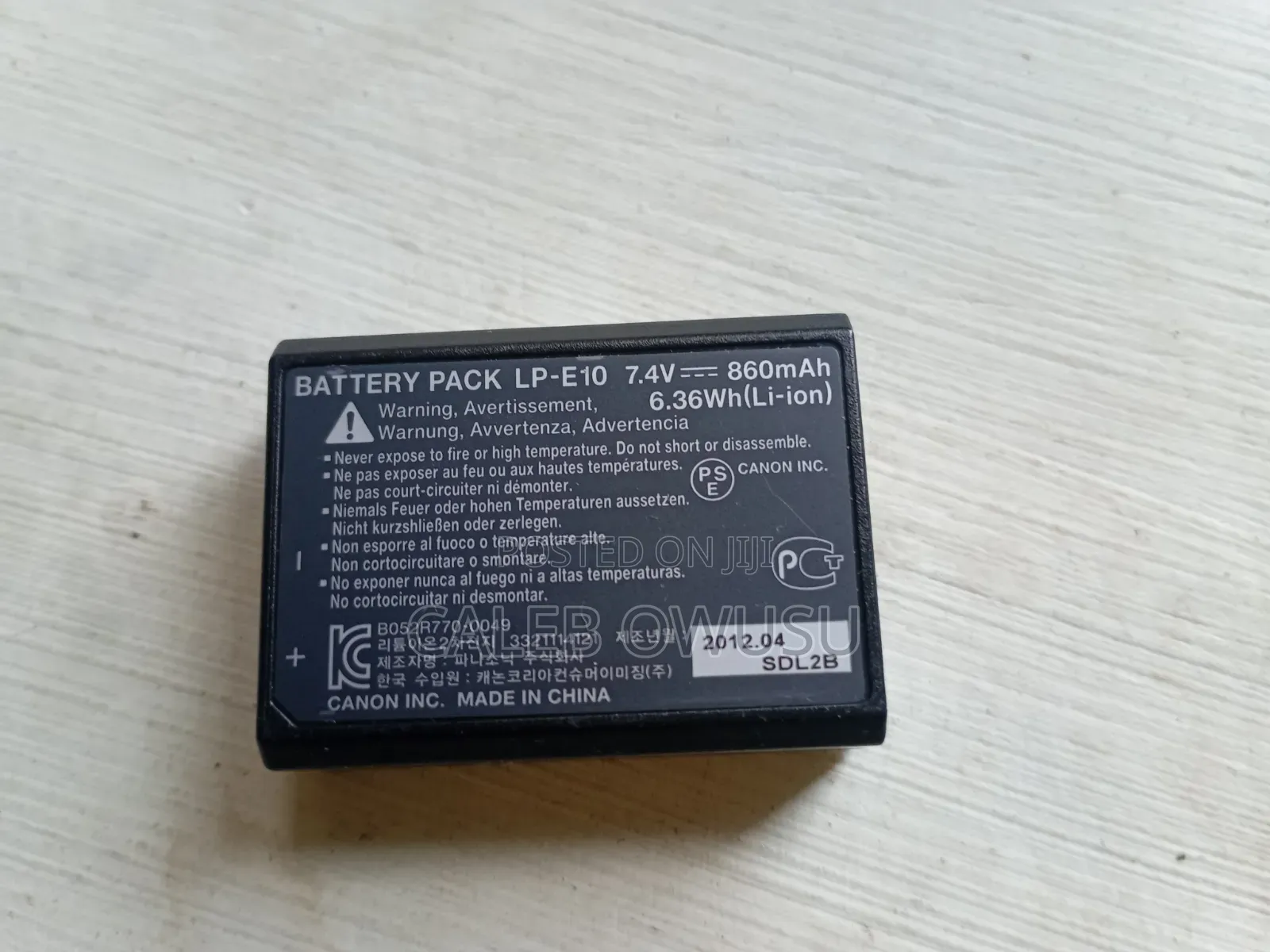 Canon Eos T3, Charger and It's Battery