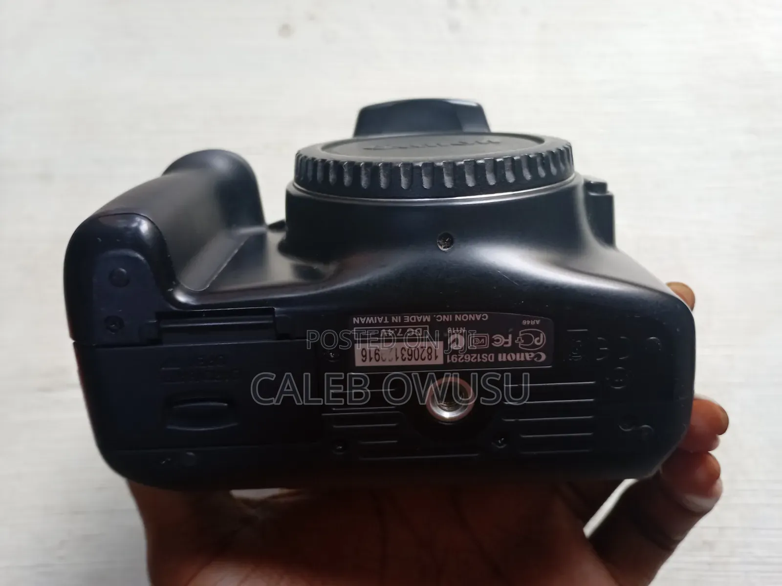 Canon Eos T3, Charger and It's Battery