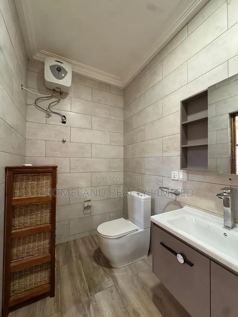 4bdrm Duplex in Adjiganor Cocoa, Ability for rent