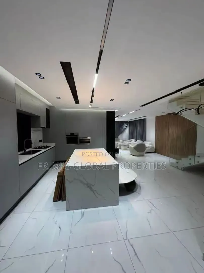4bdrm House in Airport Residential Area for sale