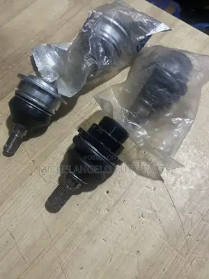Balljoint Nissan Hardbody 4x4 Top Down