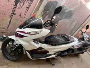 Honda 2023 White