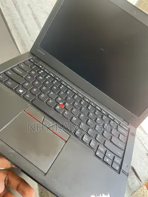 Laptop Lenovo ThinkPad X260 4GB Intel Core i5 SSD 256GB