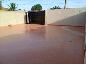 4bdrm House in Exhibition for sale