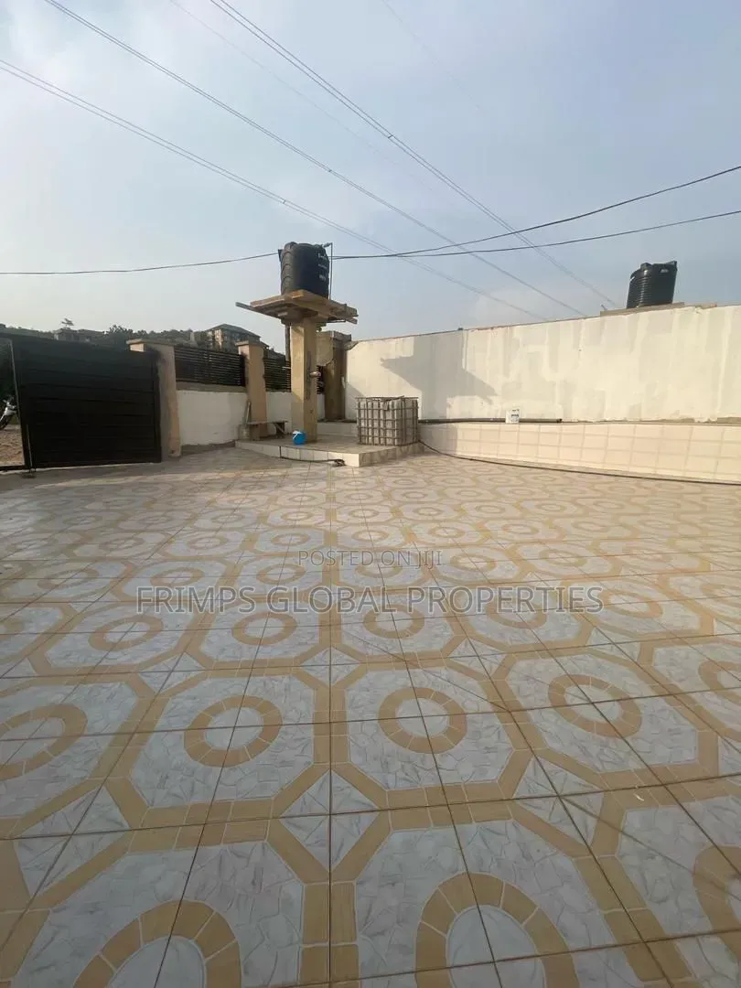 4bdrm House in Exhibition for sale