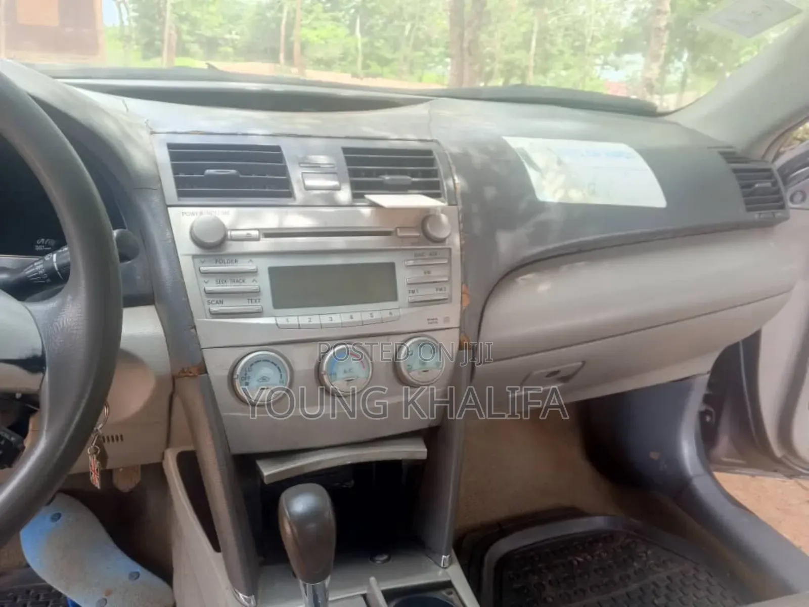 Toyota Camry 2010 Gray