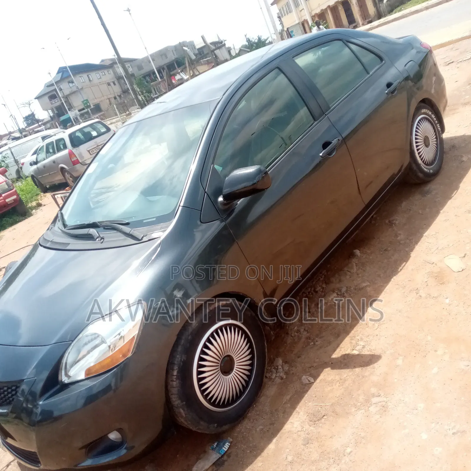 Toyota Yaris 2010 Gray