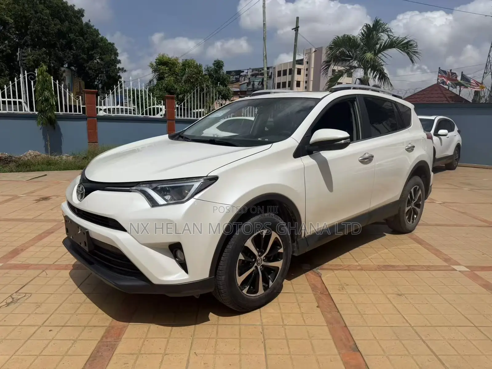 Toyota RAV4 2017 White