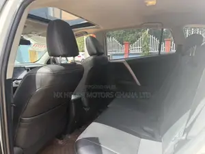 Toyota RAV4 2017 White