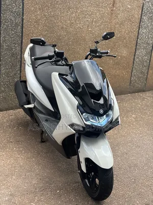 Yamaha Majesty 2020 White