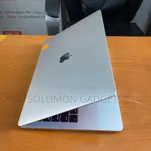 Laptop Apple MacBook Pro 2017 16GB Intel Core i7 SSD 500GB
