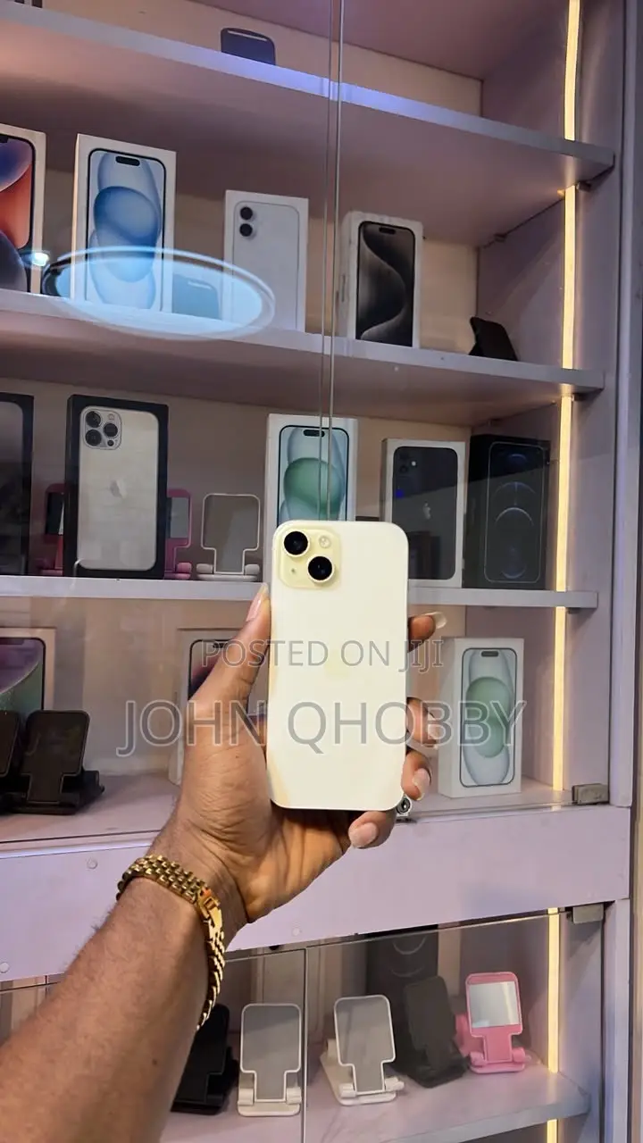 Apple iPhone 15 128 GB Yellow