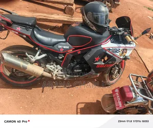 Hyosung Comet 2014 Red
