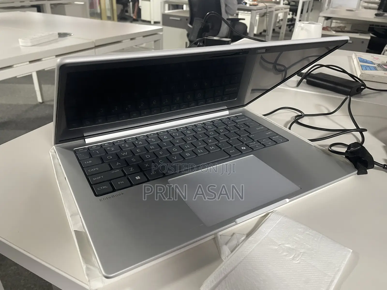 New Laptop HP 16GB SSD 512GB