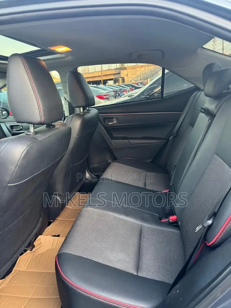 Toyota Corolla S Plus 4dr Sedan (1.8L 4cyl CVT) 2015 Gray