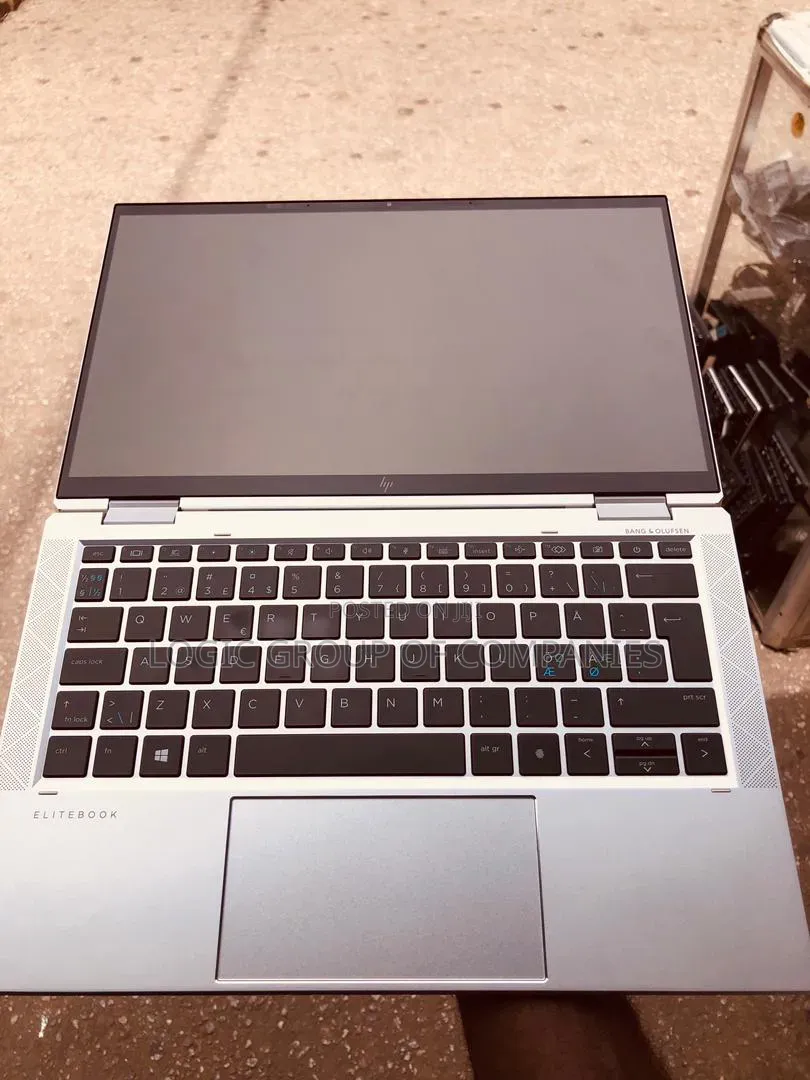 Laptop HP EliteBook x360 1030 G8 16GB Intel Core i7 SSD 512GB
