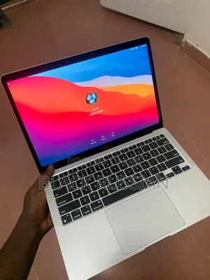 Laptop Apple MacBook Pro 2021 M1 8GB Apple M1 SSD 128GB