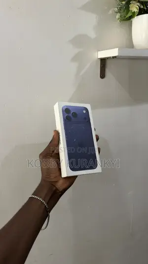 New Apple iPhone 17 Pro Max 256 GB Blue