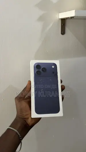 New Apple iPhone 17 Pro Max 256 GB Blue