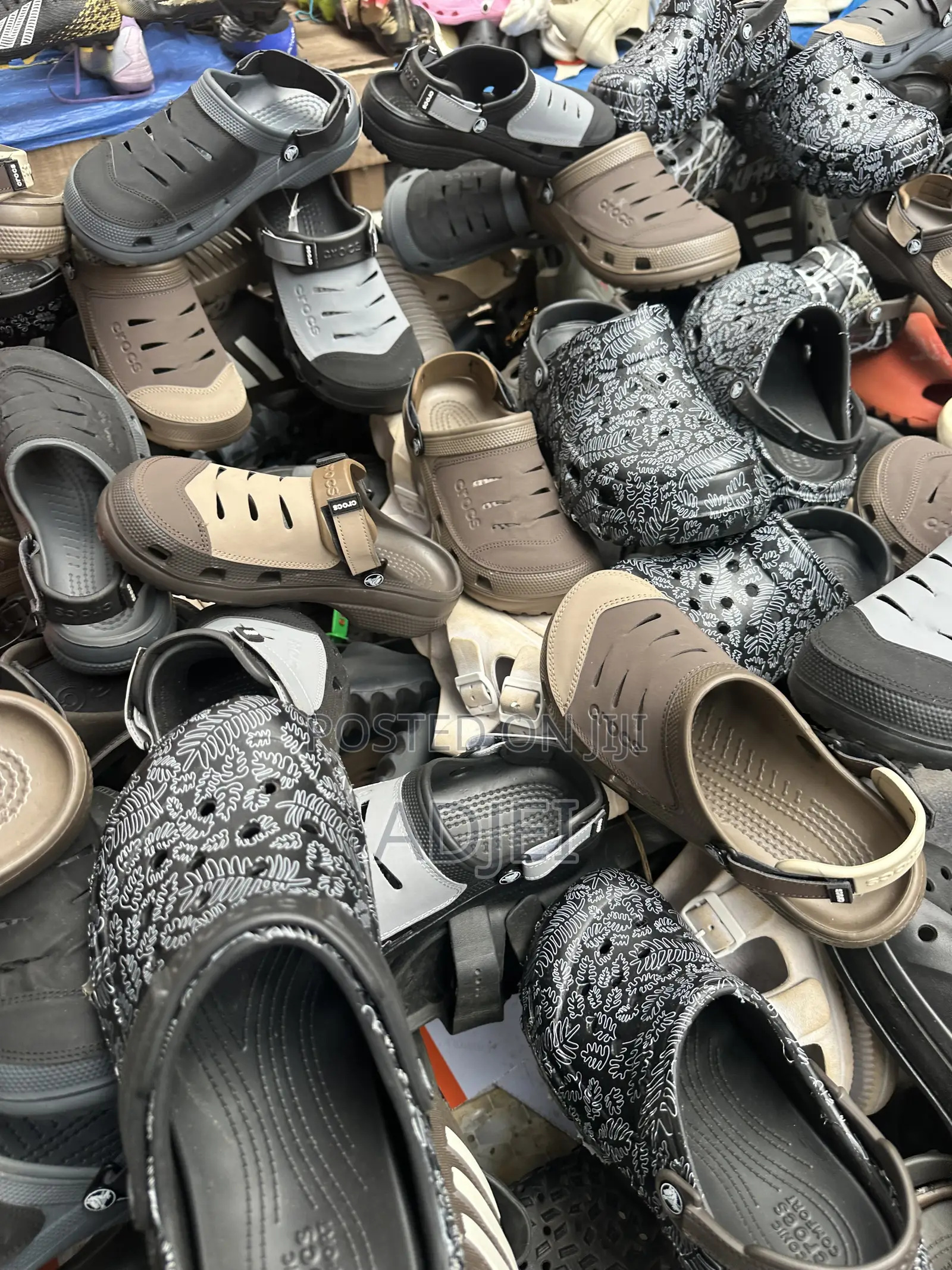 Hilly Crocks