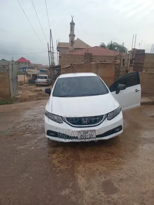 Honda Civic 1.8 5 Door Automatic 2012 White