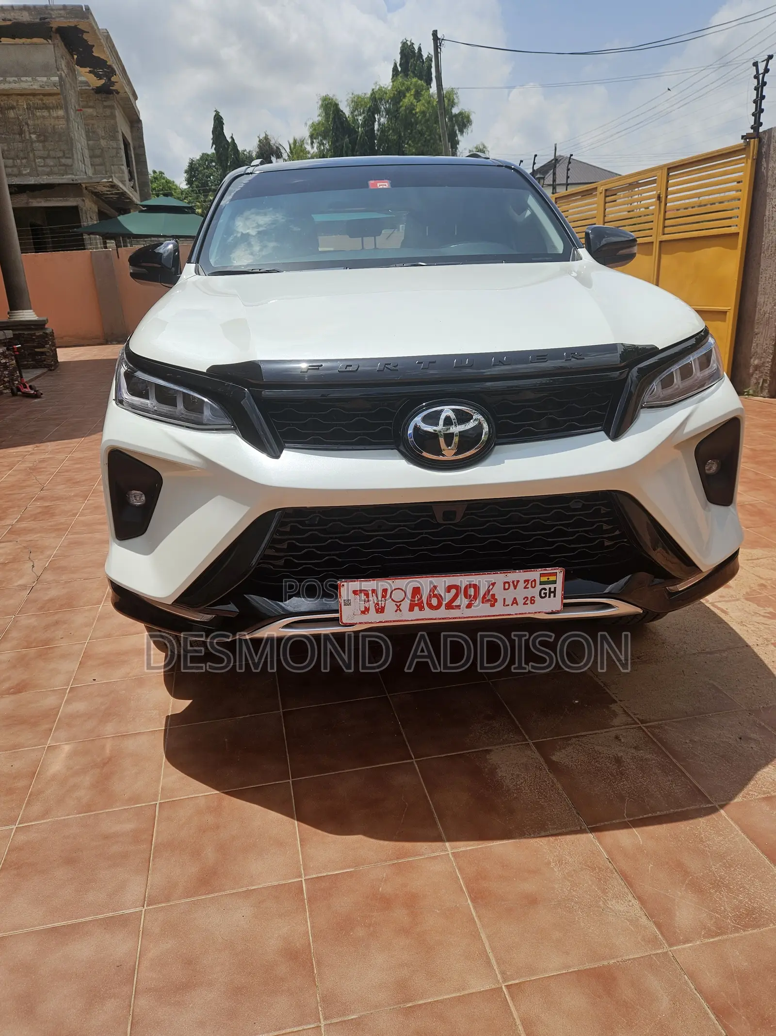 Toyota Fortuner 2.7 AWD 2021 White
