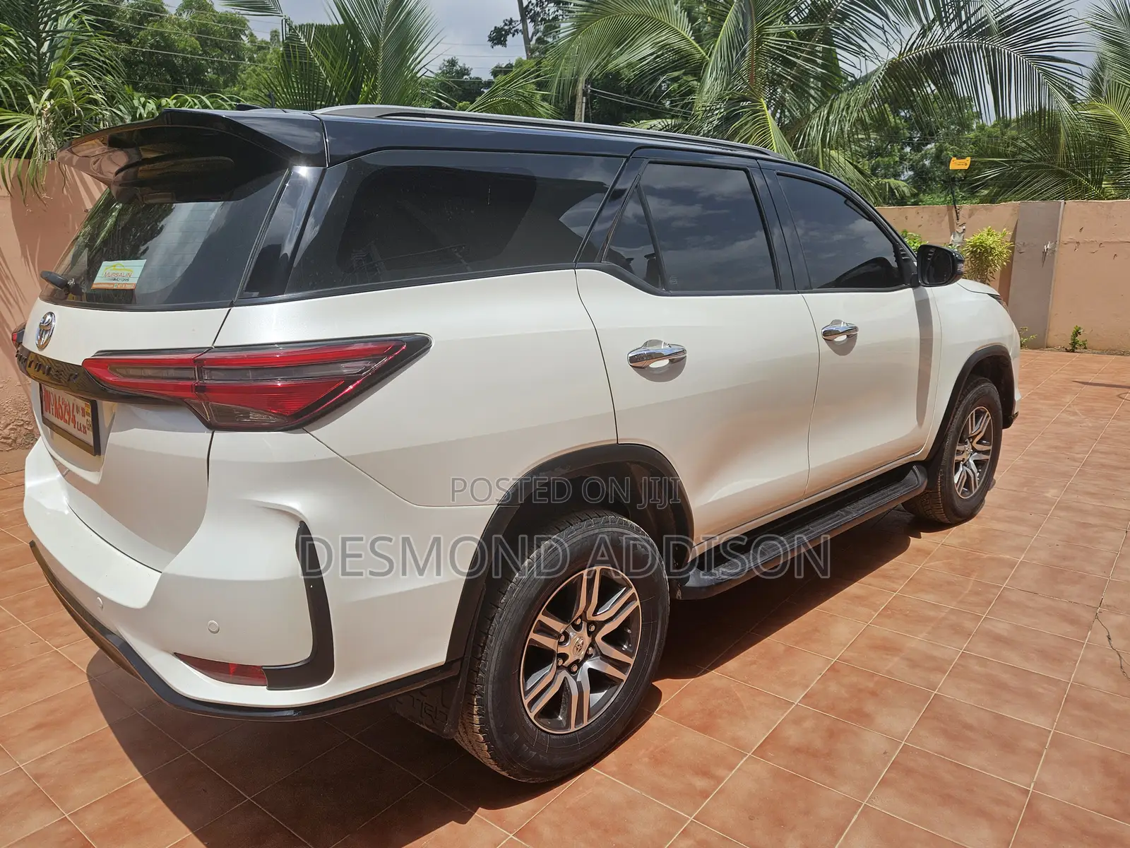 Toyota Fortuner 2.7 AWD 2021 White