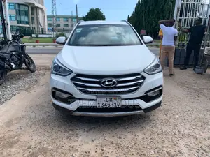 Hyundai Santa Fe SEL 2.4 AWD 2019 White