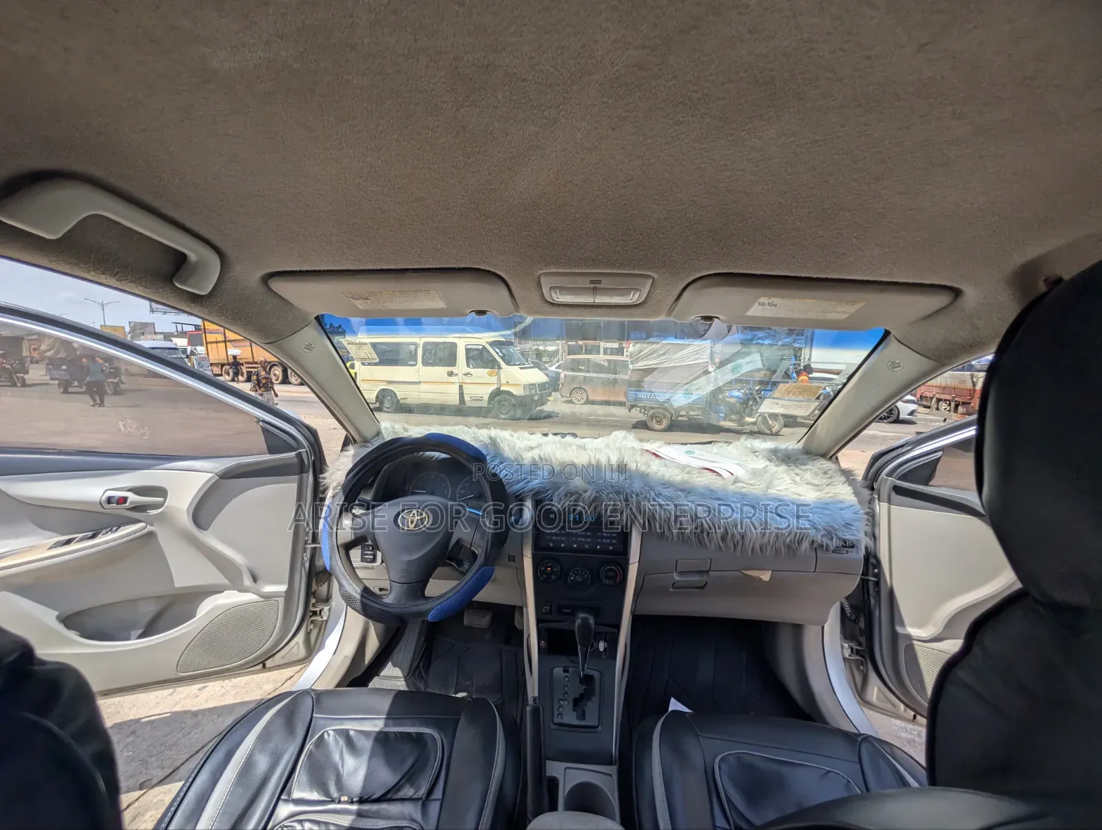 Toyota Corolla LE 4dr Sedan (1.8L 4 cyl 4A) 2009 Silver