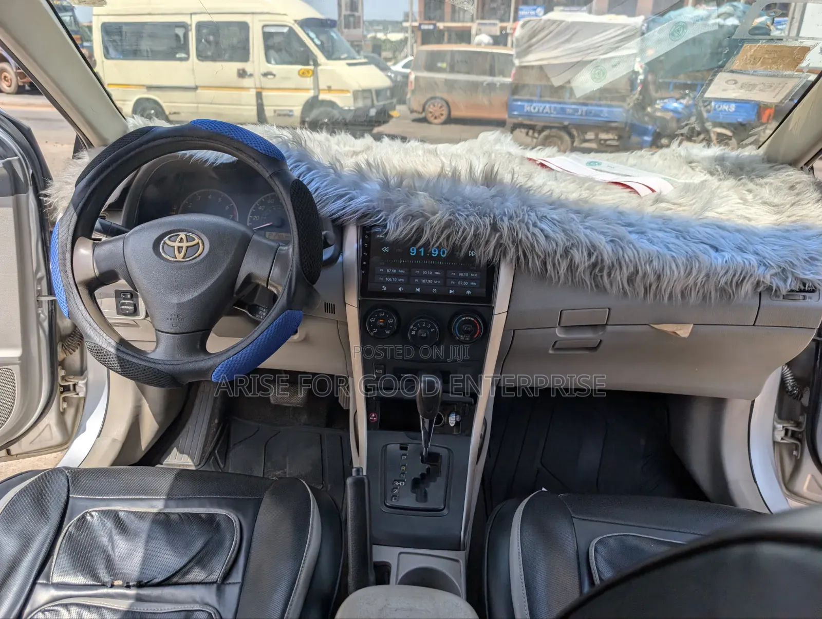 Toyota Corolla LE 4dr Sedan (1.8L 4 cyl 4A) 2009 Silver