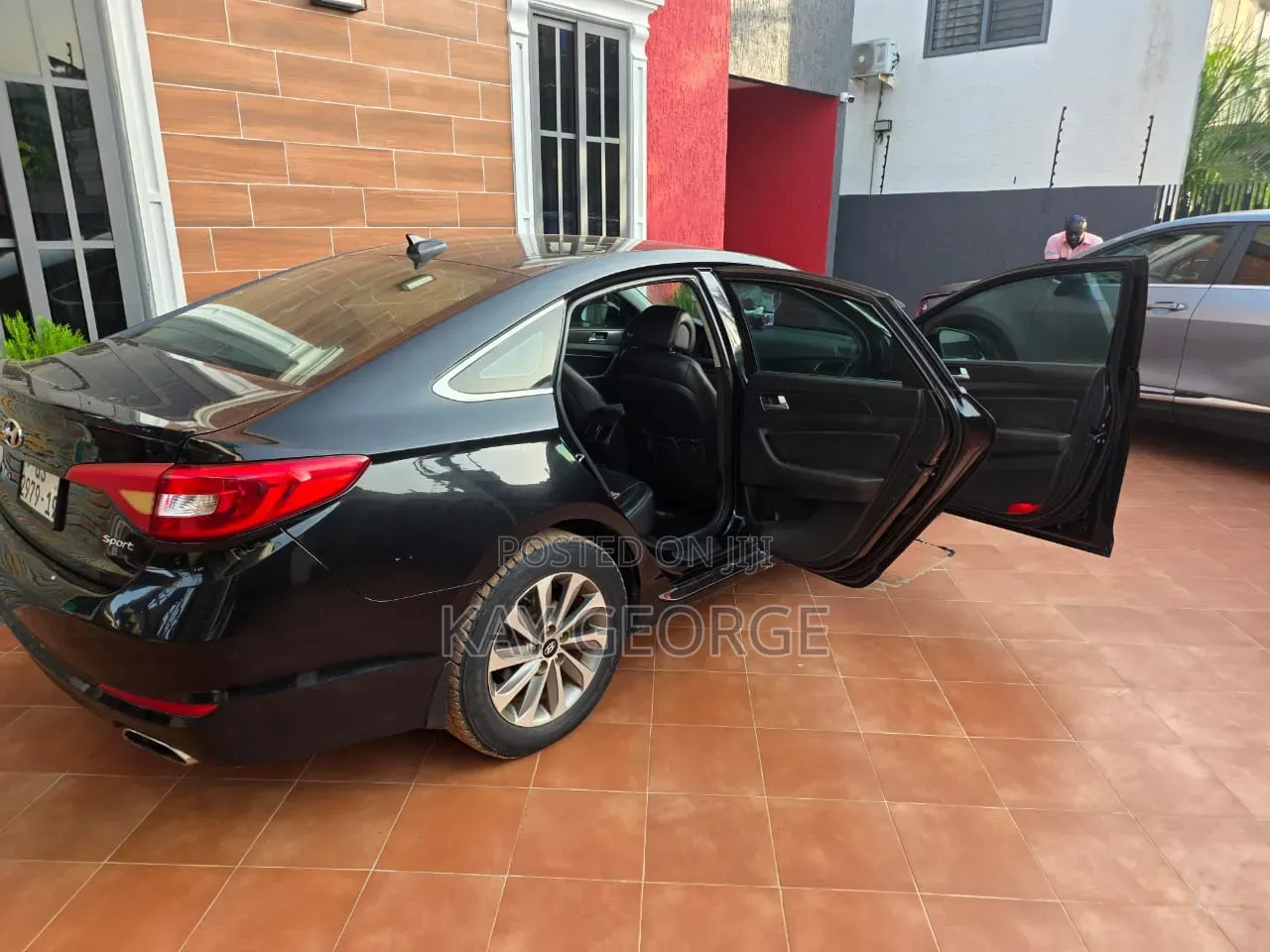 Hyundai Sonata Sport 2.0T Sedan FWD (2.0L 4cyl 6A) 2016 Black