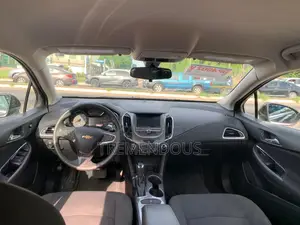 Chevrolet Cruze LT Auto 2017 Gray