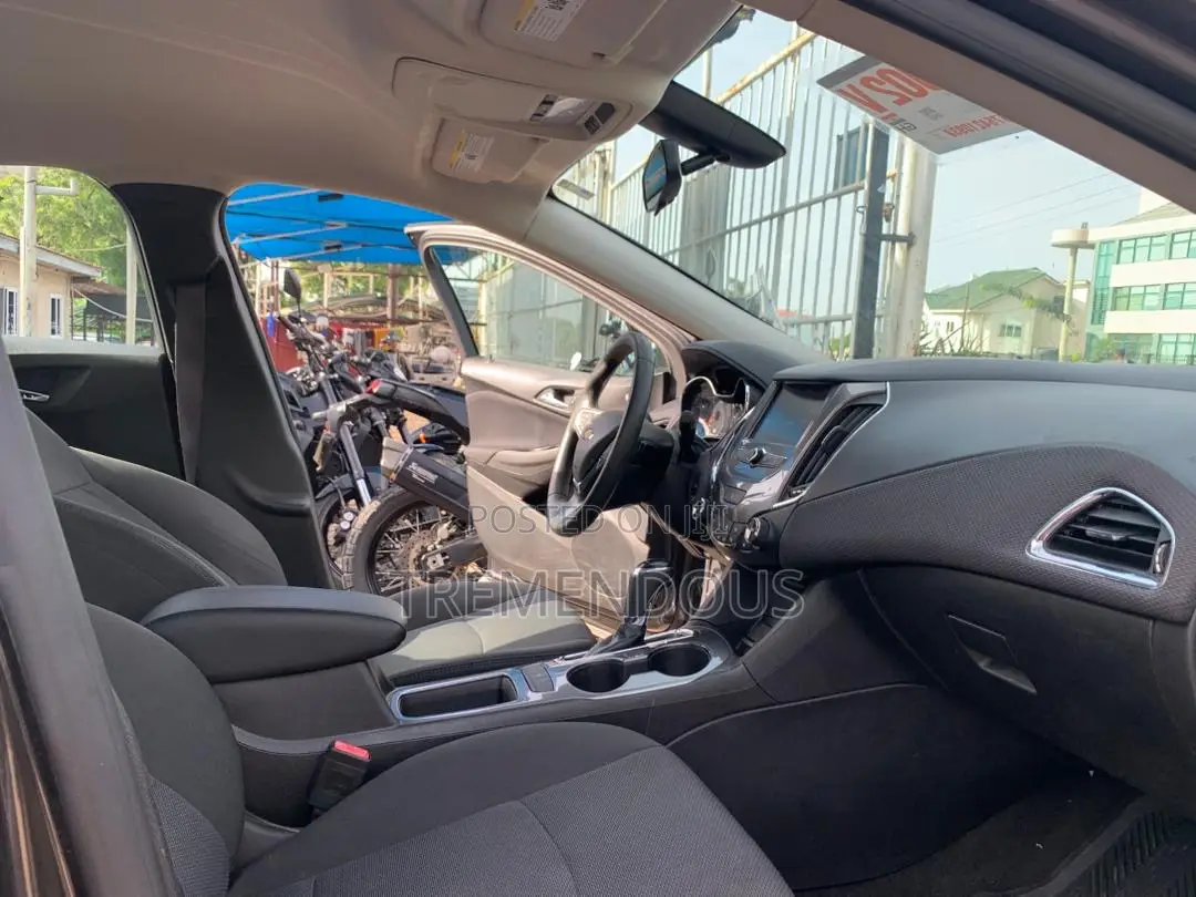 Chevrolet Cruze LT Auto 2017 Gray