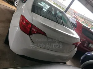 Toyota Corolla 2017 White
