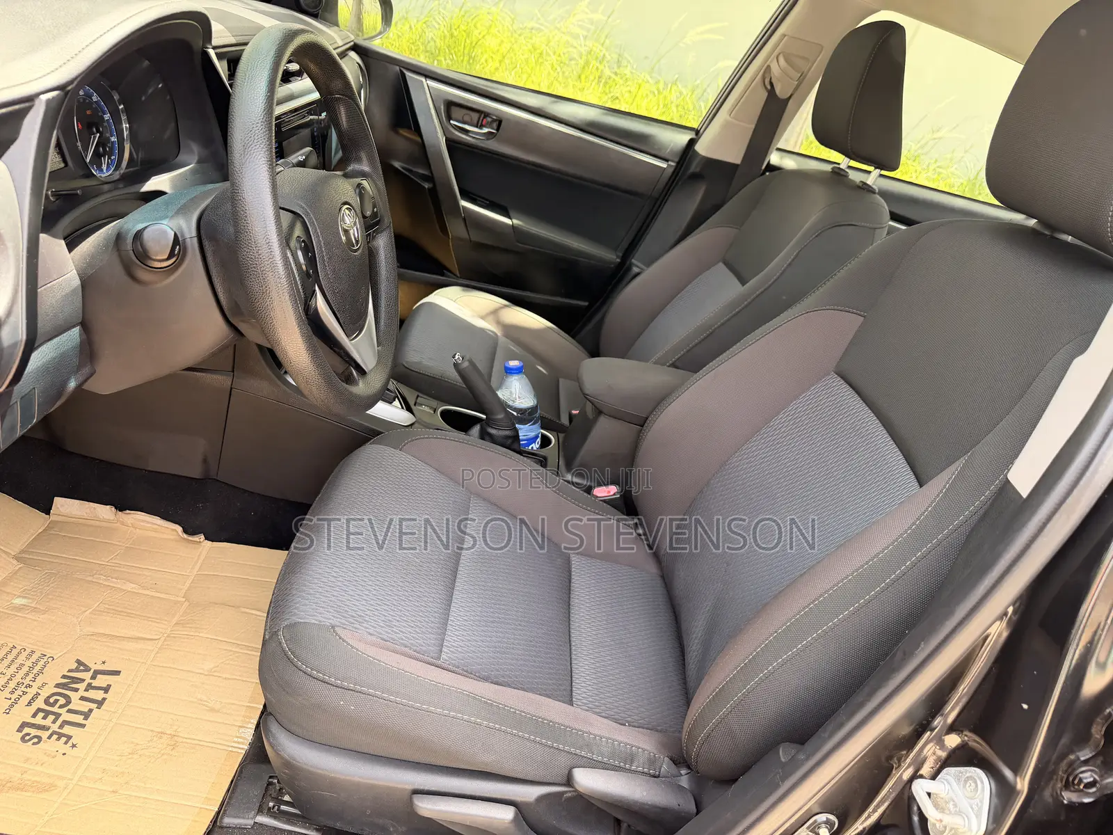 Toyota Corolla LE ECO 4dr Sedan (1.8L 4cyl CVT) 2017 Black