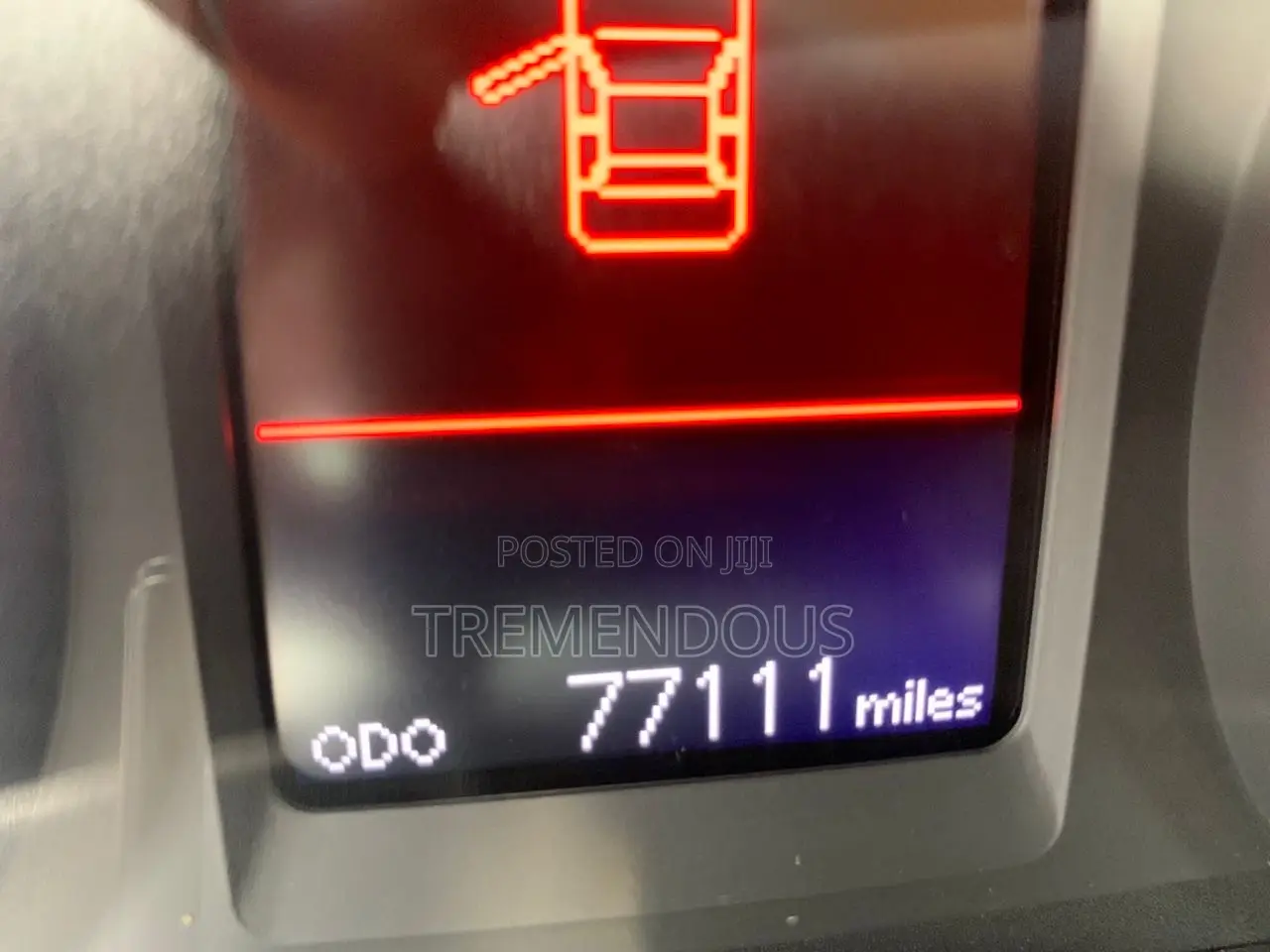 Toyota Corolla LE Eco (1.8L 4cyl 2A) 2018 Red