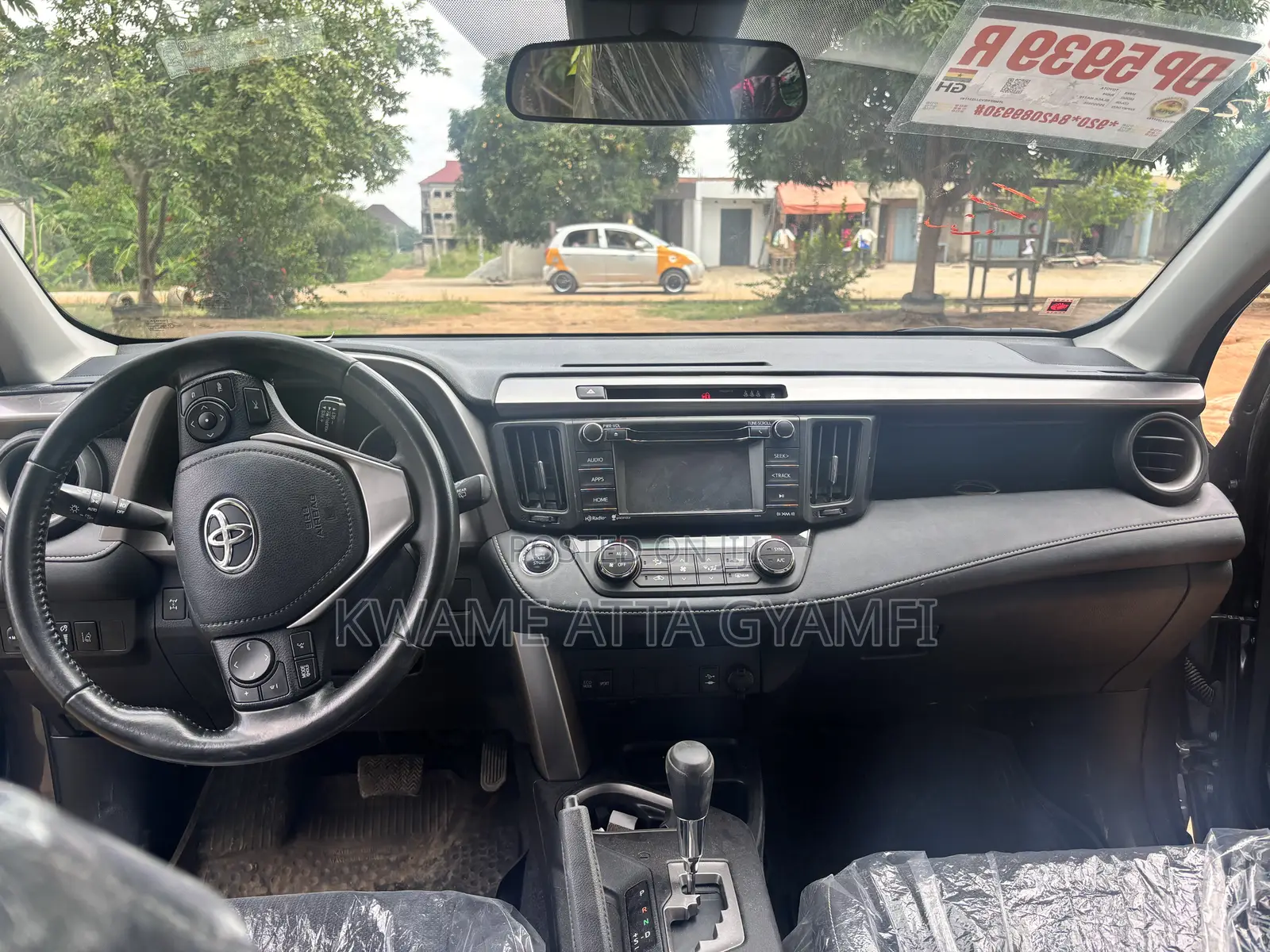 Toyota RAV4 XLE 4dr SUV AWD (2.5L 4cyl 6A) 2018 Gray