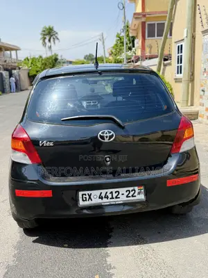 Toyota Vitz 2010 Black