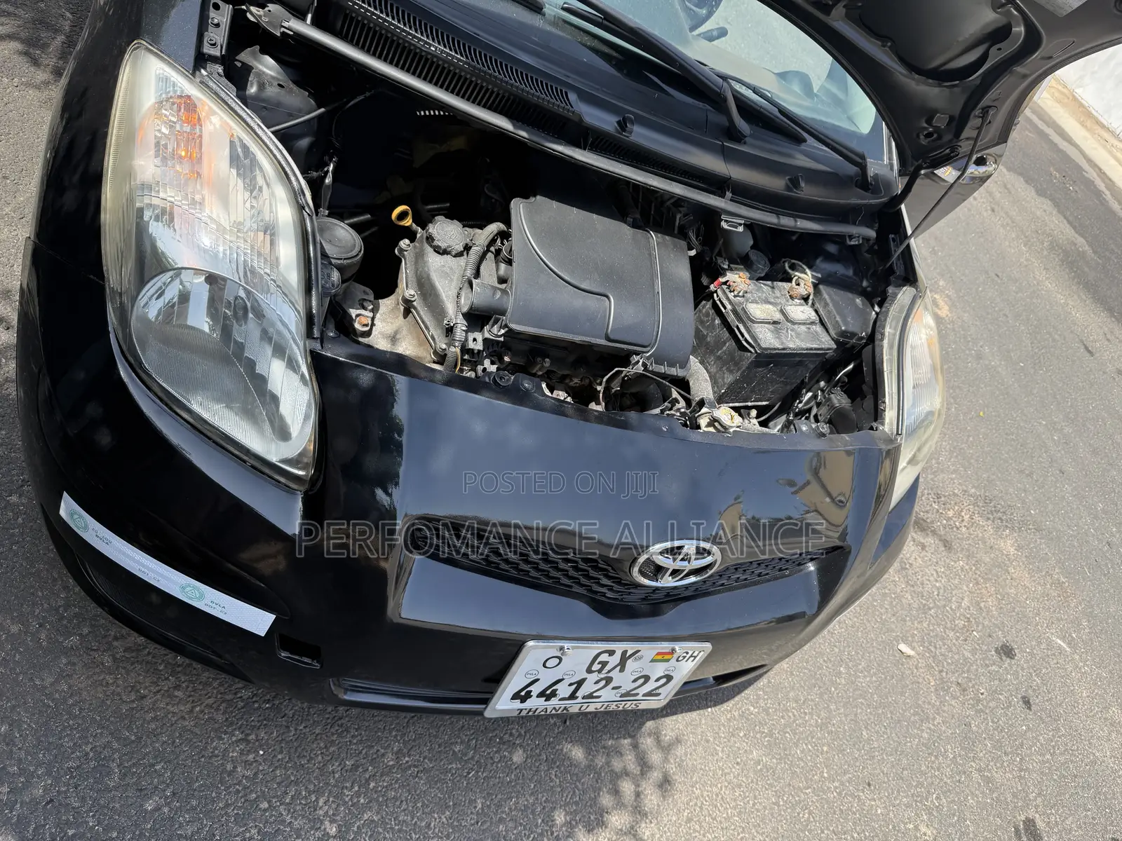 Toyota Vitz 2010 Black
