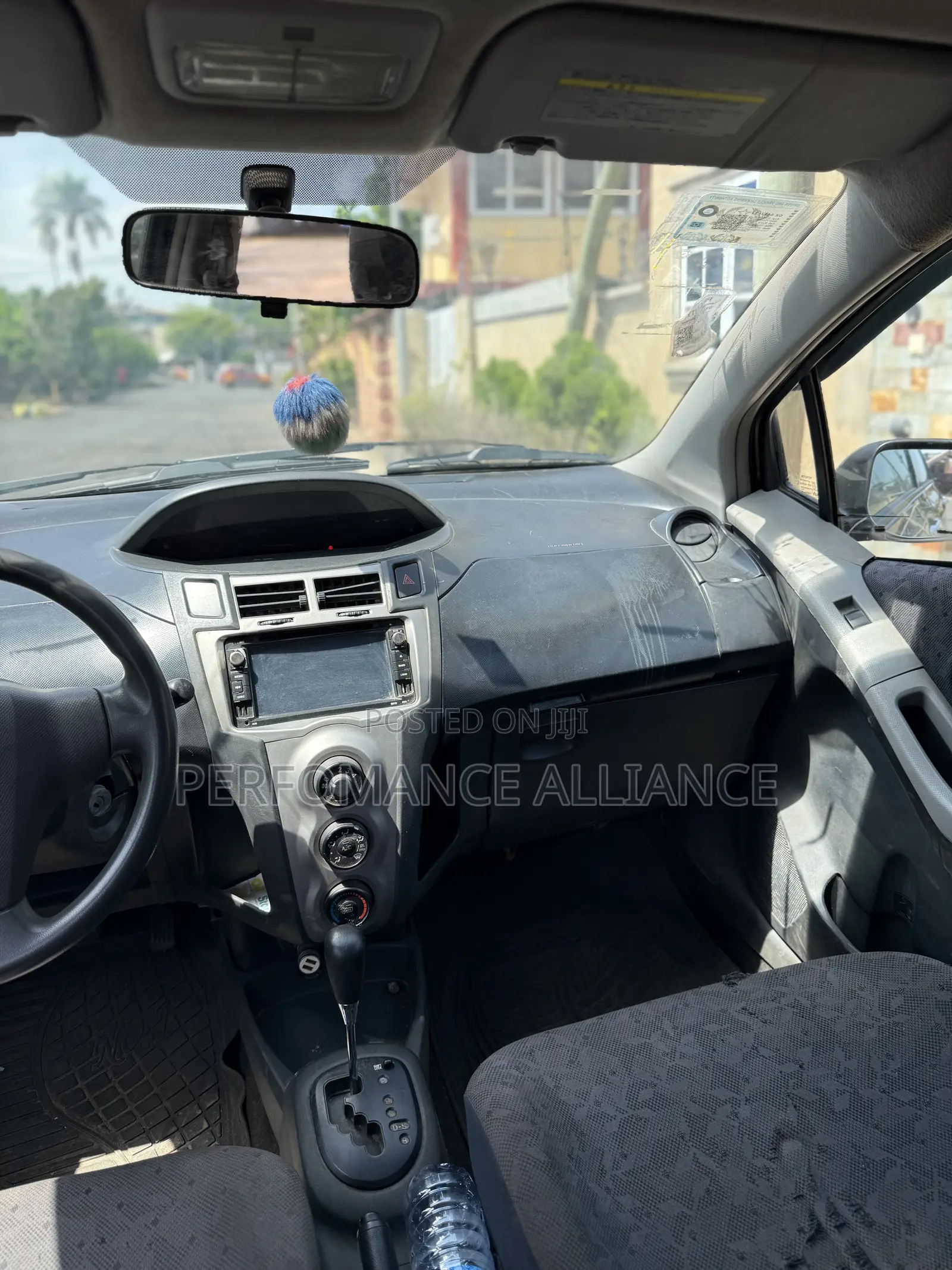 Toyota Vitz 2010 Black