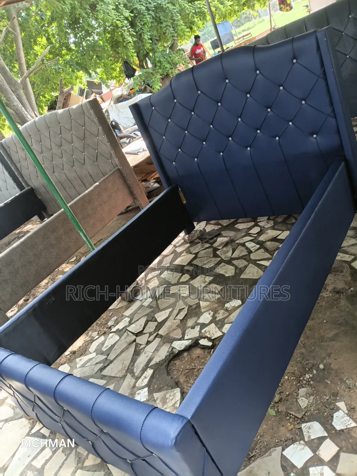 Rich-Home Furnitures