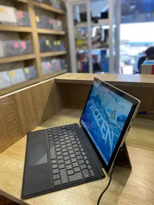 Laptop Microsoft Surface Pro 7 8GB Intel Core i5 SSD 256GB