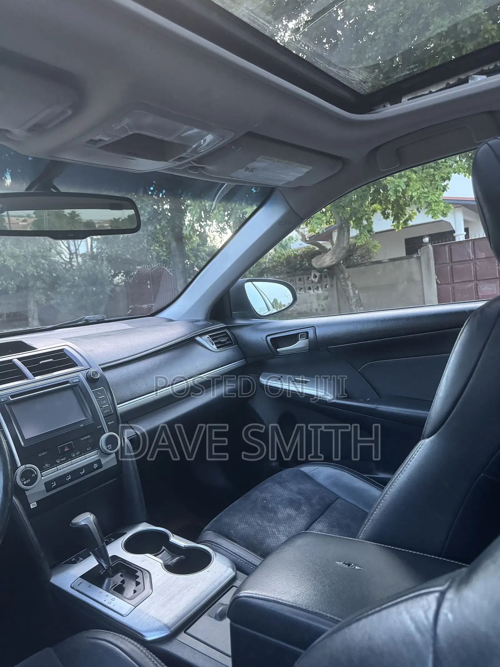 Toyota Camry SE 4dr Sedan (2.5L 4cyl 6A) 2014 Gray