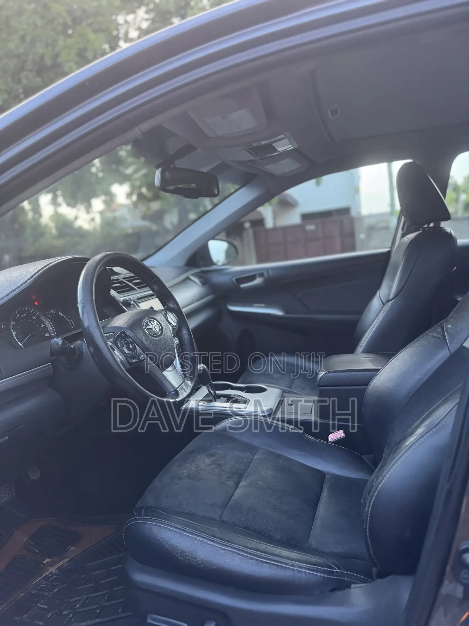 Toyota Camry SE 4dr Sedan (2.5L 4cyl 6A) 2014 Gray