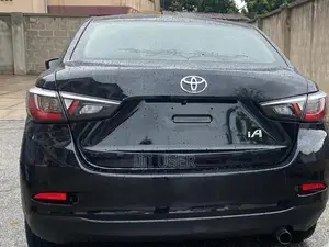 Toyota Yaris iA 1.5 FWD 2017 Gray